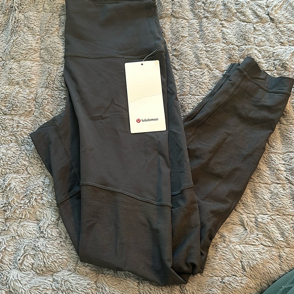 Sheer Will HR Tight 28” Camo
